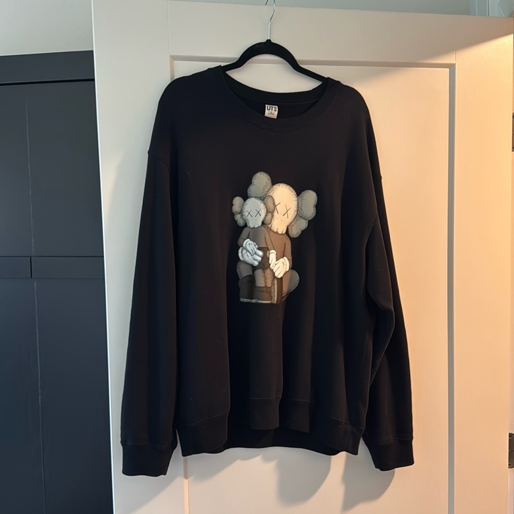 Kaws Uniqlo Sweater